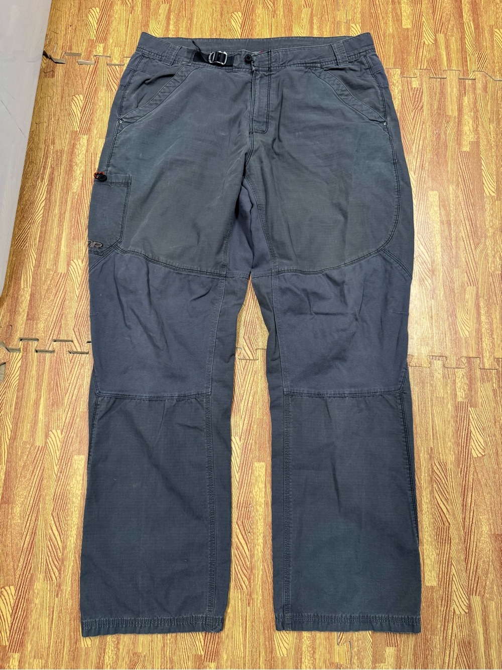 Outdoor Research Ascendant Pants Mens 38x32 Grey Hiking Zip Cargo Pocket Gorp